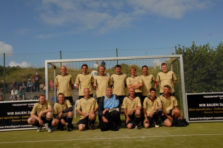 Bild 0 von Juister Altherrenmannschaft beim Cup der sieben Inseln auf Baltrum