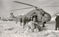 Bild 0 von Im Eiswinter vor 50 Jahren sicherten Hubschrauber die Inselversorgung