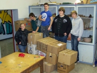 Bild 1 von Juister Schüler brachten 23 Kartons mit Sachspenden auf den Weg