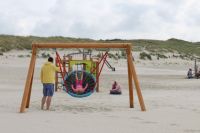 Bild 0 von Neue Strandspielgeräte für die jüngsten Inselgäste