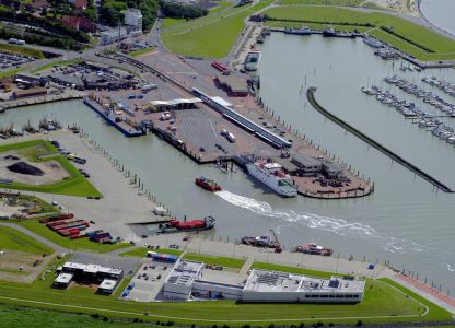Bild 0 von Inselexpress nach Juist startet neben dem Norderney-Anleger