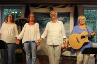 Bild 3 von Premiere von „Darf´s ein bisschen Meer sein“ vor vollem Haus