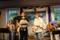 Bild 4 von Premiere von „Darf´s ein bisschen Meer sein“ vor vollem Haus