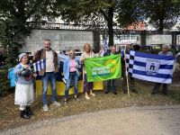 Bild 1 von Auch Juister bei Demo auf Borkum gegen Erdgasbohrungen dabei