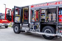 Bild 3 von Neues Fahrzeug der Feuerwehr Juist in Dienst gestellt