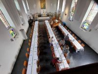 Bild 0 von Evangelische Kirche wurde für Stiftermahl vorbereitet