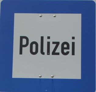 Bild 0 von Polizei sucht Zeugen nach Diebstahl von Kräutern