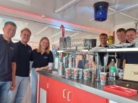 Bild 2 von Neuer Bierwagen war der Star beim „Abend von der Feuerwehr“