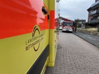 Bild 0 von Feuerwehr und Rettungsdienst gemeinsam im Einsatz